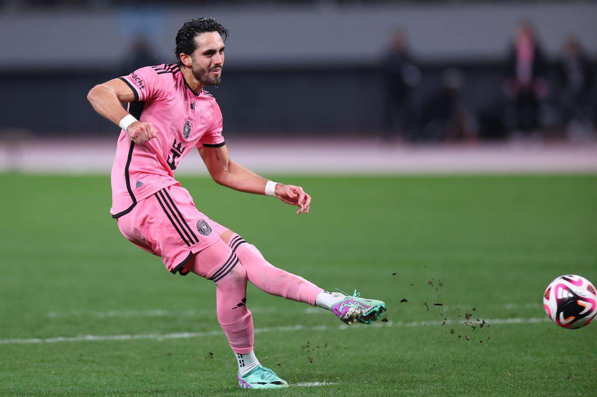 Feb 7, 2024; Tokyo, Japan; Inter Miami CF forward Leonardo Campana (8) shoots against Vissel Kobe during a penalty shootout in a preseason friendly at Japan National Stadium. Mandatory Credit: Naoki Nishimura-USA TODAY Sports