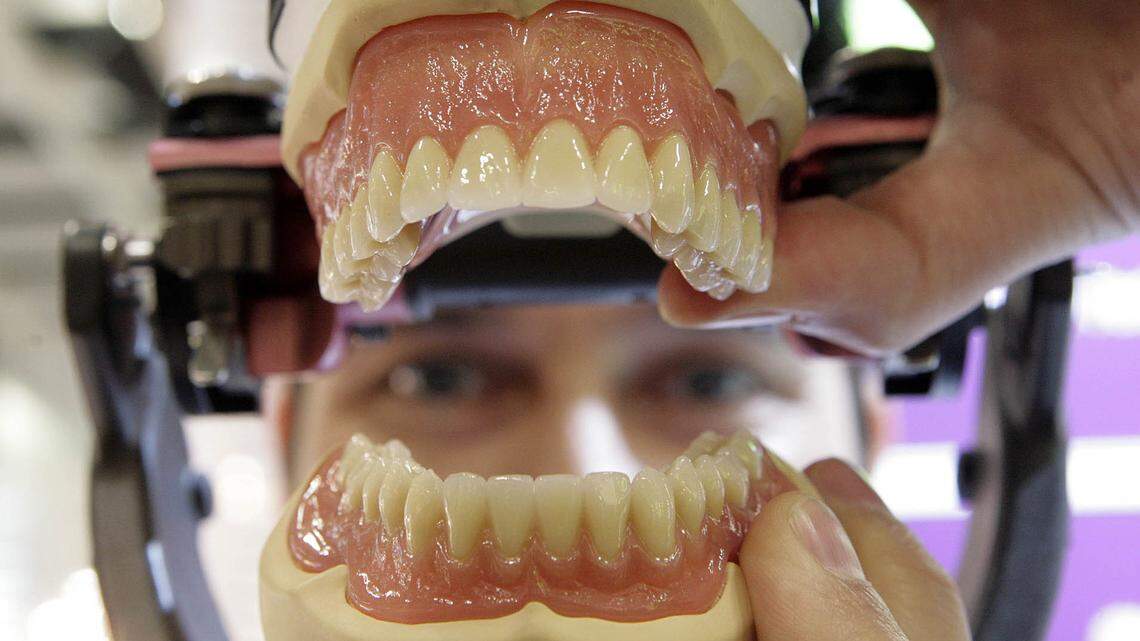 Individuals with gum disease were more likely to have depression, anxiety and other chronic illnesses, a new study found.
