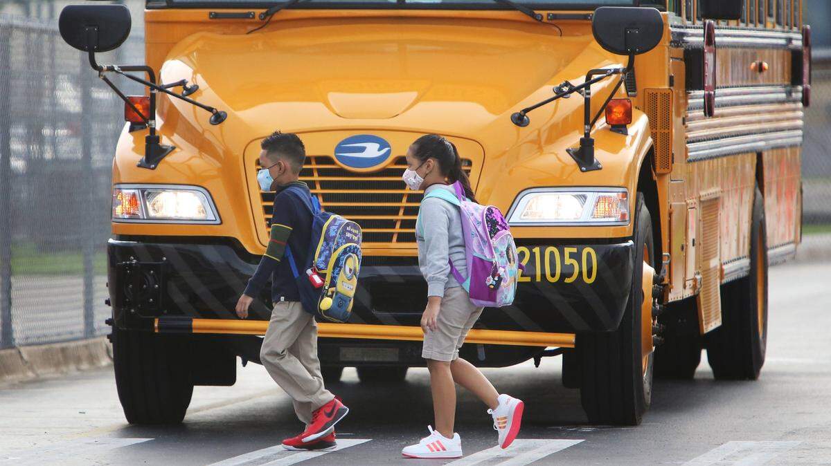 Miami-Dade Schools says it didn’t send a text message about school bus transportation issues.