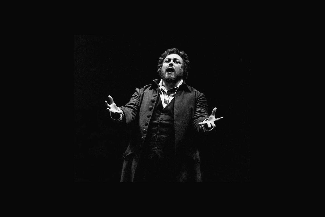 Luciano Pavarotti in Florida Grand Opera’s production of “Tosca” in 1981 as Cavaradossi. (Photo courtesy of John Pineda with digital restoration by Deborah Gray Mitchell)