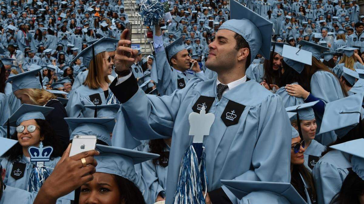 American universities are luring fewer foreign students, especially those from Latin America.