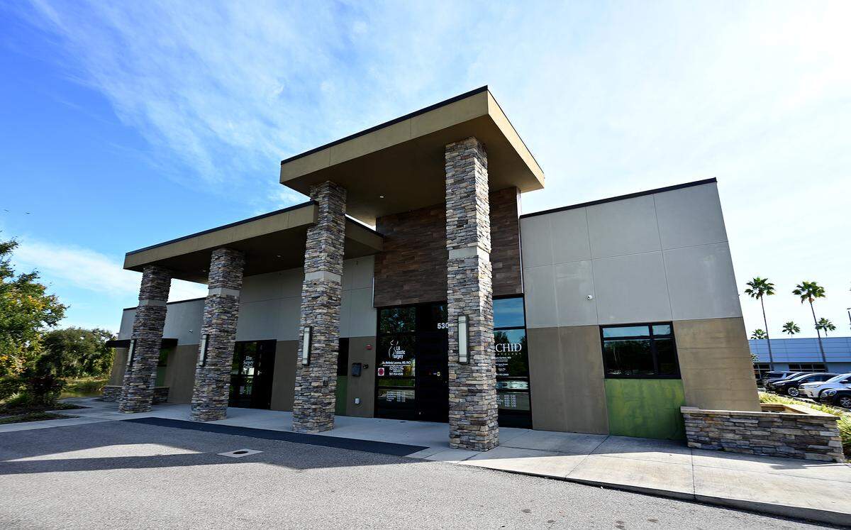LA Plastic Surgery: The Skin Plasma Center at 5301 4th Avenue Circle East, Bradenton, FL  on Nov. 11, 2025.