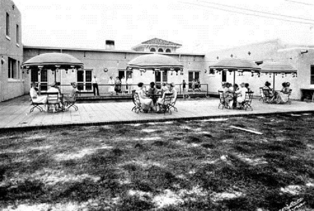 An old rendering of Bradenton Country Club’s pool and terrace from its early days.