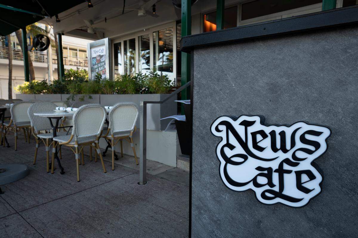 The News Café in South Beach, which opened in 1988, closed in January 2021 but has reopened.