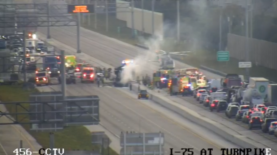 Traffic alert: Miami-Dade fiery truck crash closes Turnpike | Miami Herald