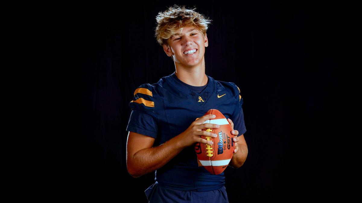 Saint Thomas Aquinas quarterback Andrew Indorf (2) will try to lead the Raiders to their sixth consecutive state title.