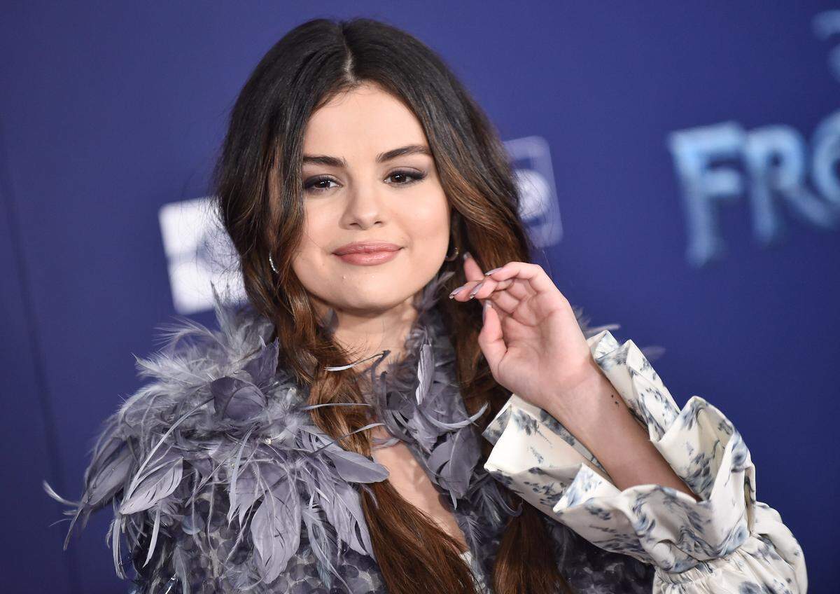 Selena Gomez wants her fans to know that being vulnerable is a good thing.