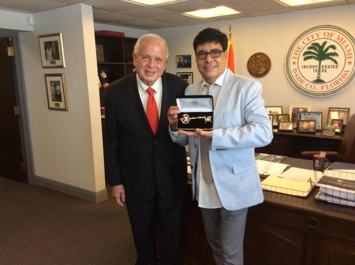 Adrián Mesa got the key to the City of MIami from then-Mayor Tomás Regalado in 2017.