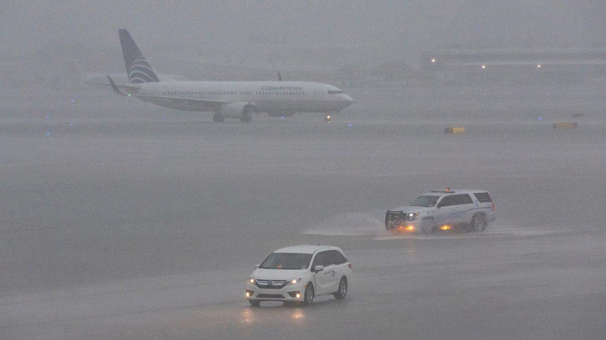 What did these floods shut down in Miami and Broward? See what’s running and what’s not