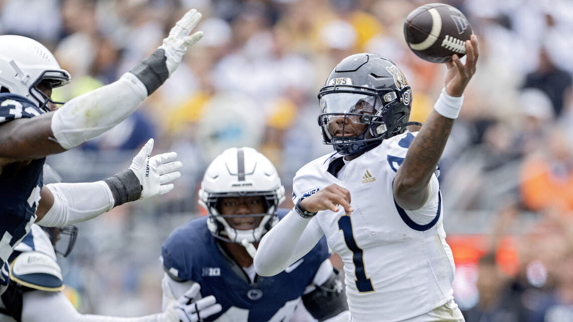 No. 2 Penn State struggles early before pulling away from FIU in 34-0 victory
