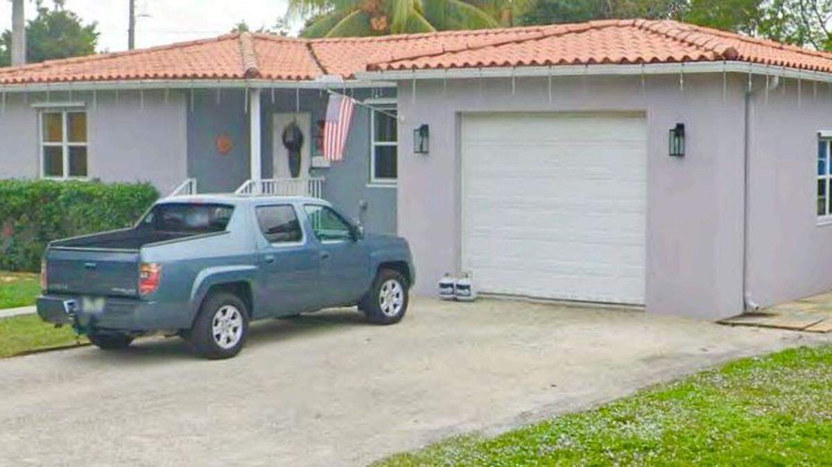 A photo of a home taken by Miami Springs Councilwoman Jacky Bravo that supported her proposed ordinance that would forbid certain color schemes.