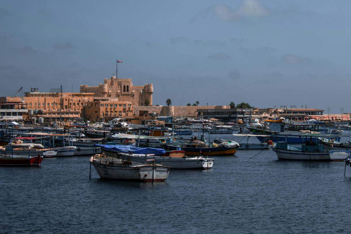 Under a temple wall along Egypt’s northern coast, the small, marble bust of a potential queen was discovered.