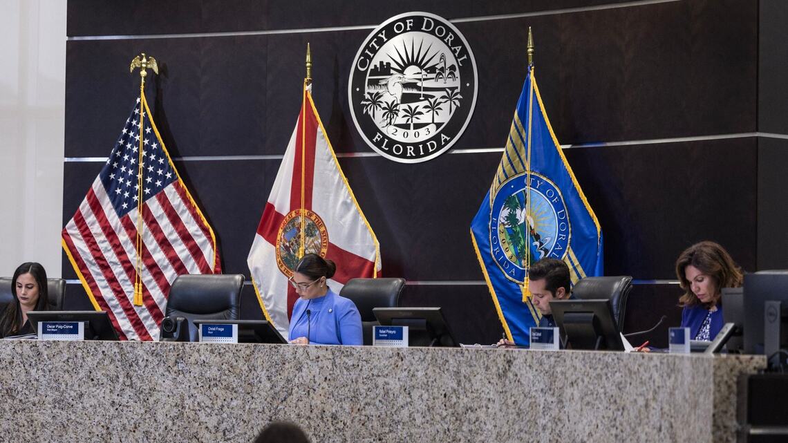 Vice mayor’s absence leaves Doral council deadlocked on 2025 budget