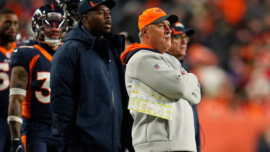 Why Vic Fangio waited to join Dolphins. And notes from Super Bowl Sunday