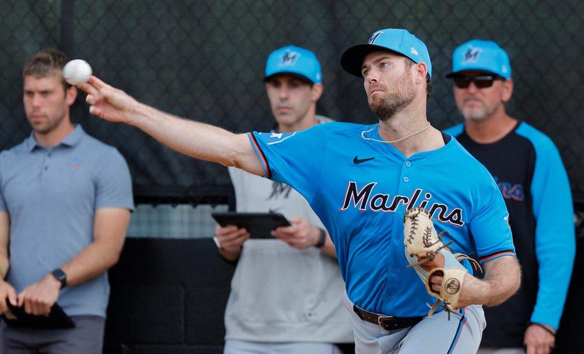 Miami Marlins Anthony Bender (37) pitches during Miami Marlins pitchers and catchers spring training workout at Roger Dean Chevrolet Stadium in Jupiter, Florida on Thursday, February 15, 2024.