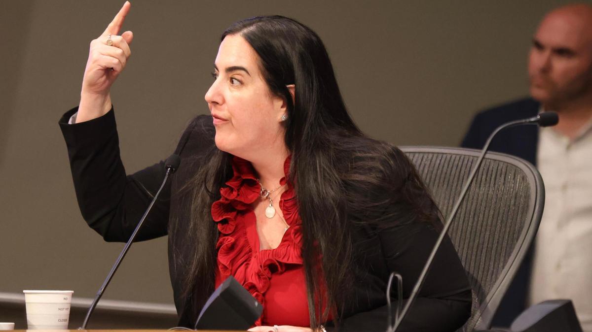 Miami City Attorney Victoria Mendéz.