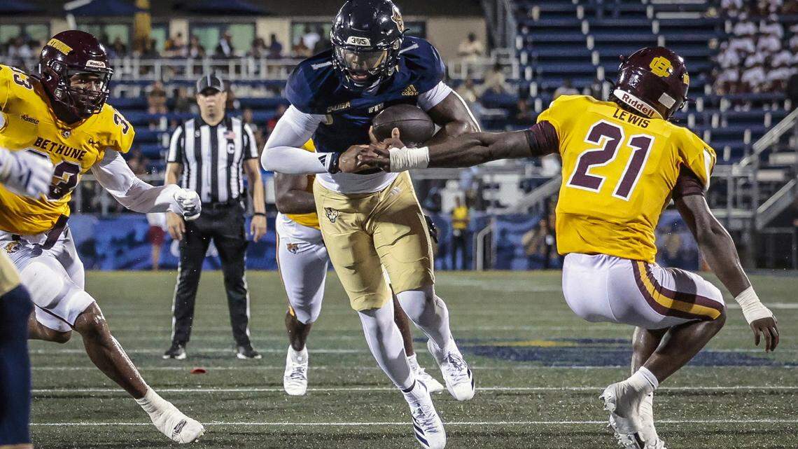 FIU football facing a major challenge at national title contender Penn State