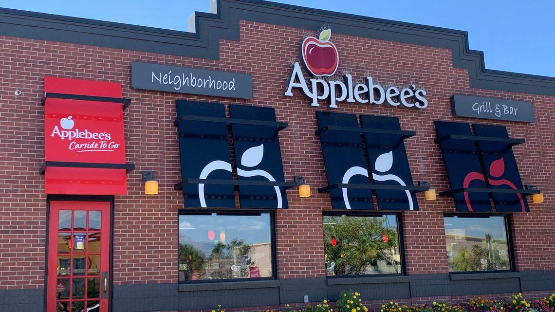 Applebee’s is offering a $200 pass for date nights for one year.