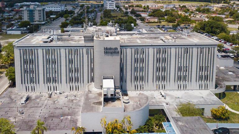 Cómo el alcalde de Hialeah descubrió que enfrenta millonarias deudas ocultas