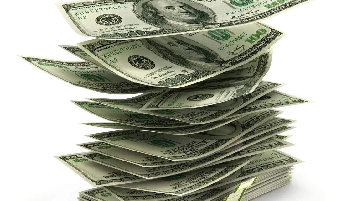 A Kansas City woman won $1 million from a Florida Lottery scratch-off game.