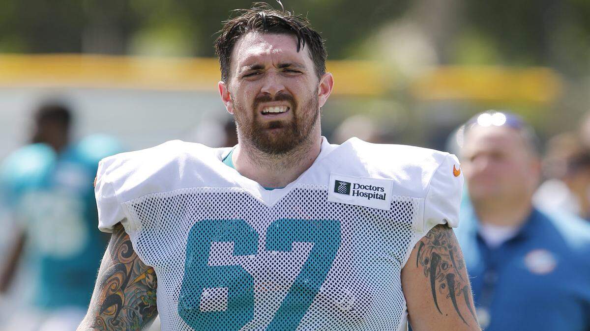 Miami Dolphins guard Daryn Colledge