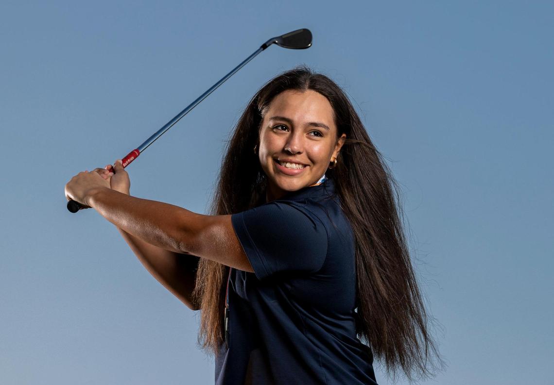 Gia Culler, Mater Lakes