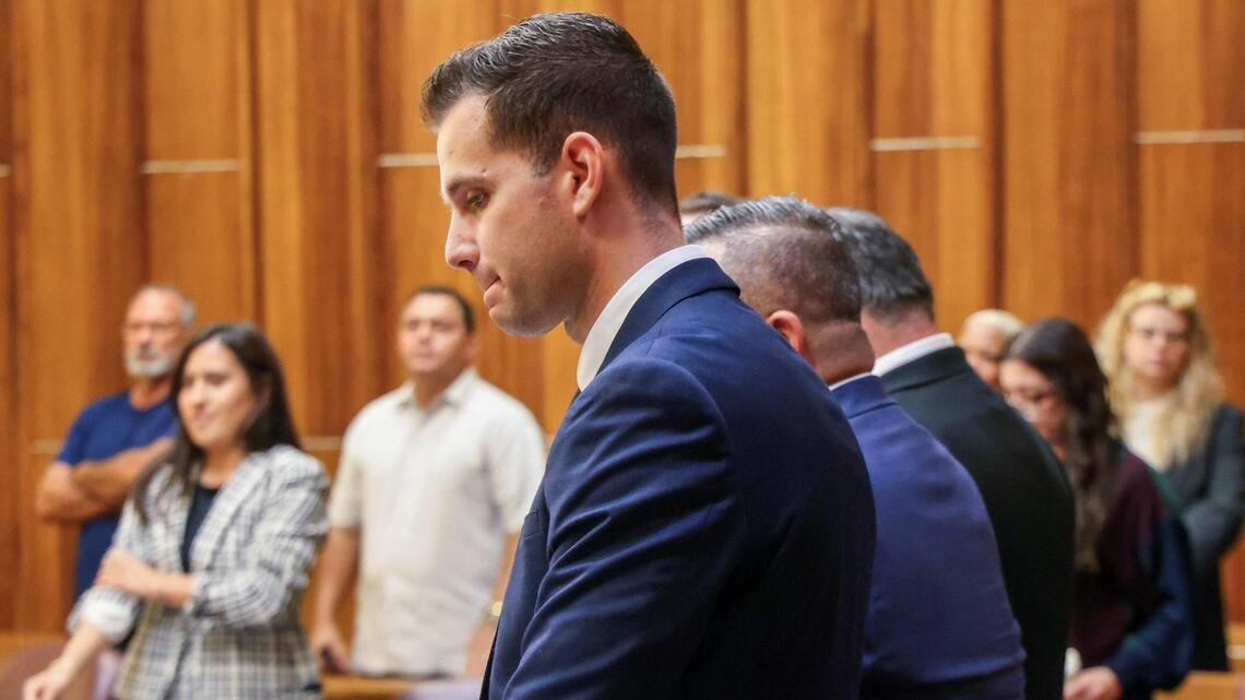 Ex-Hialeah cop convicted of kidnapping homeless man seeks retrial with new defense