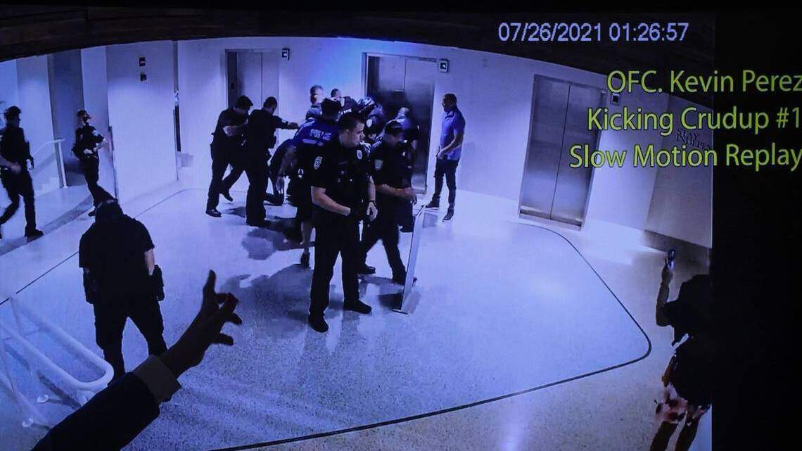 El veredicto de un jurado de Miami-Dade denunció el uso excesivo de la fuerza policial. Esperemos que la decisión se mantenga | Opinión