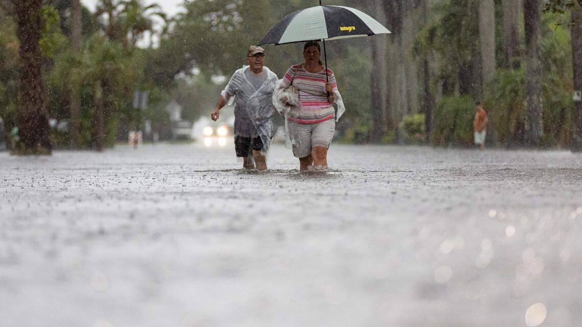Is your South Florida street flooded? How to let the right people know