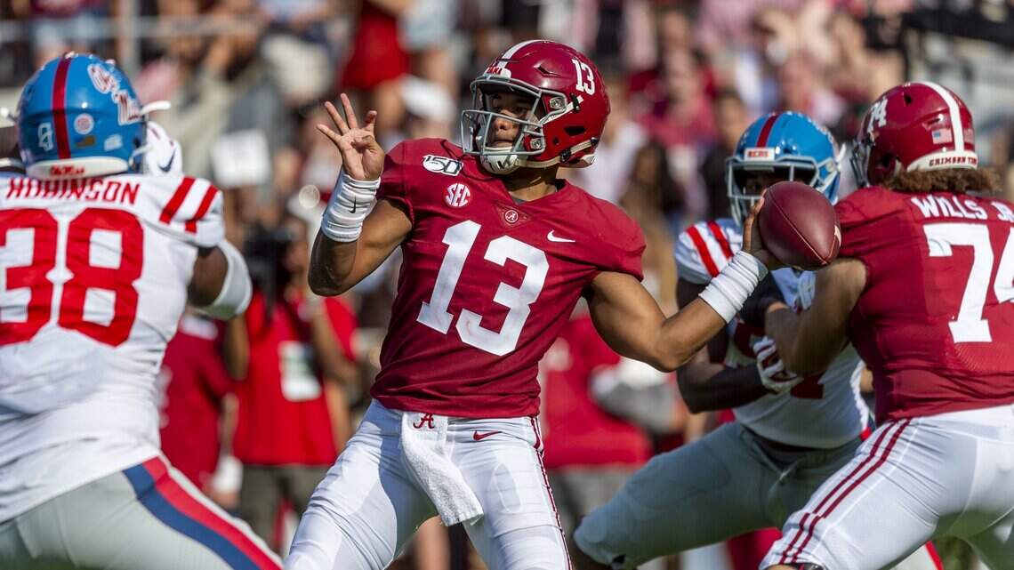 Here’s the advice that Dwyane Wade gave Tua Tagovailoa about handling fame in Miami