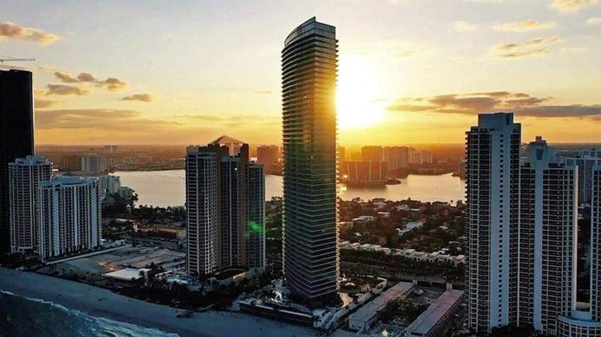 The Sunny Isles project Residences by Armani/Casa is debt free. Its’ developers expect more buyers to cash into the project.