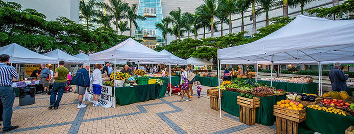 El mercado del Arsht Center.