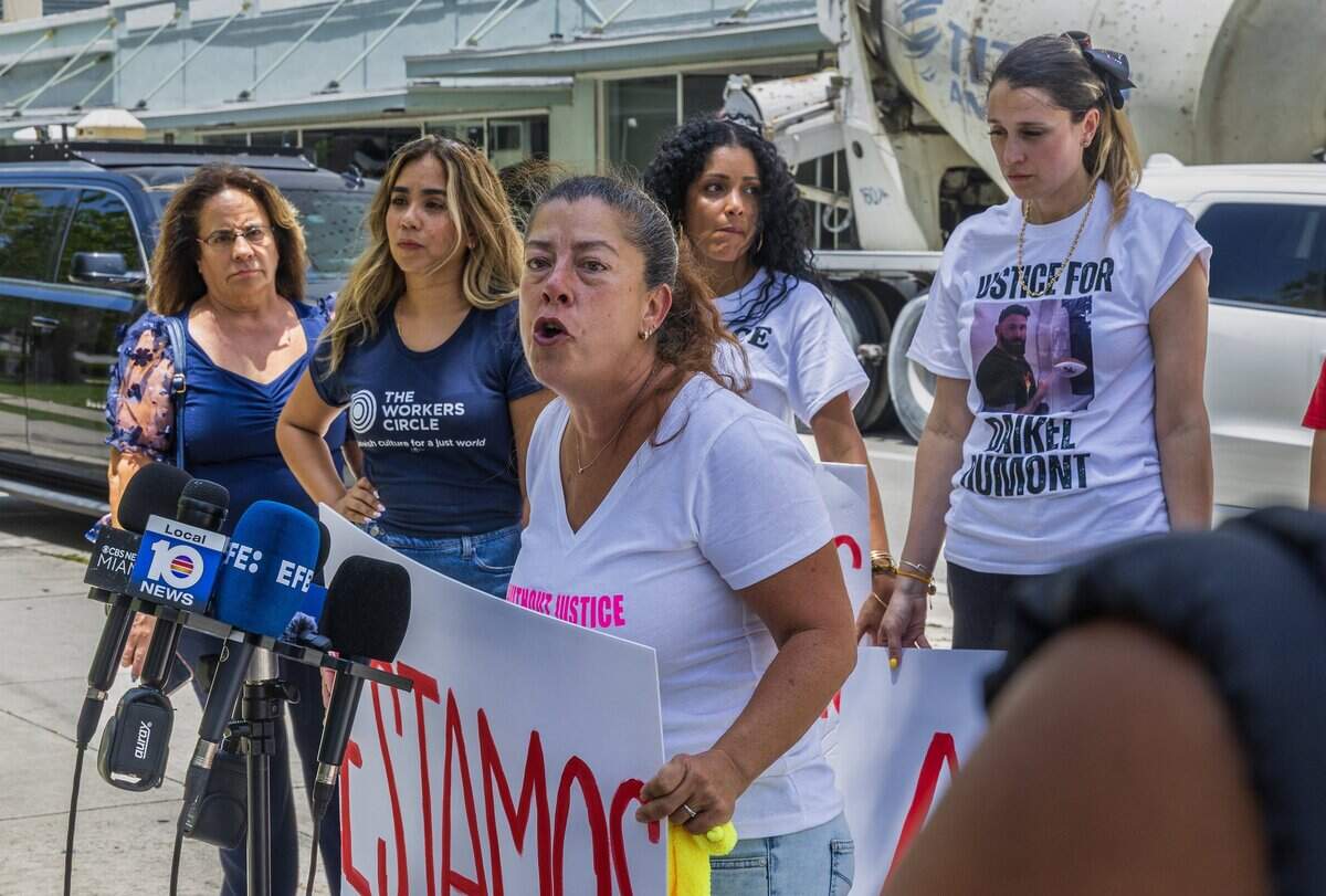 Judith Castellanos, the wife of Cuban migrant Marlon Cervelo Trujillo speaks during a press conference in front of the Federal Detention Center (FDC) in Downtown Miami where he's being detained, to ask for him to be release, on Wednesday July 15, 2026.