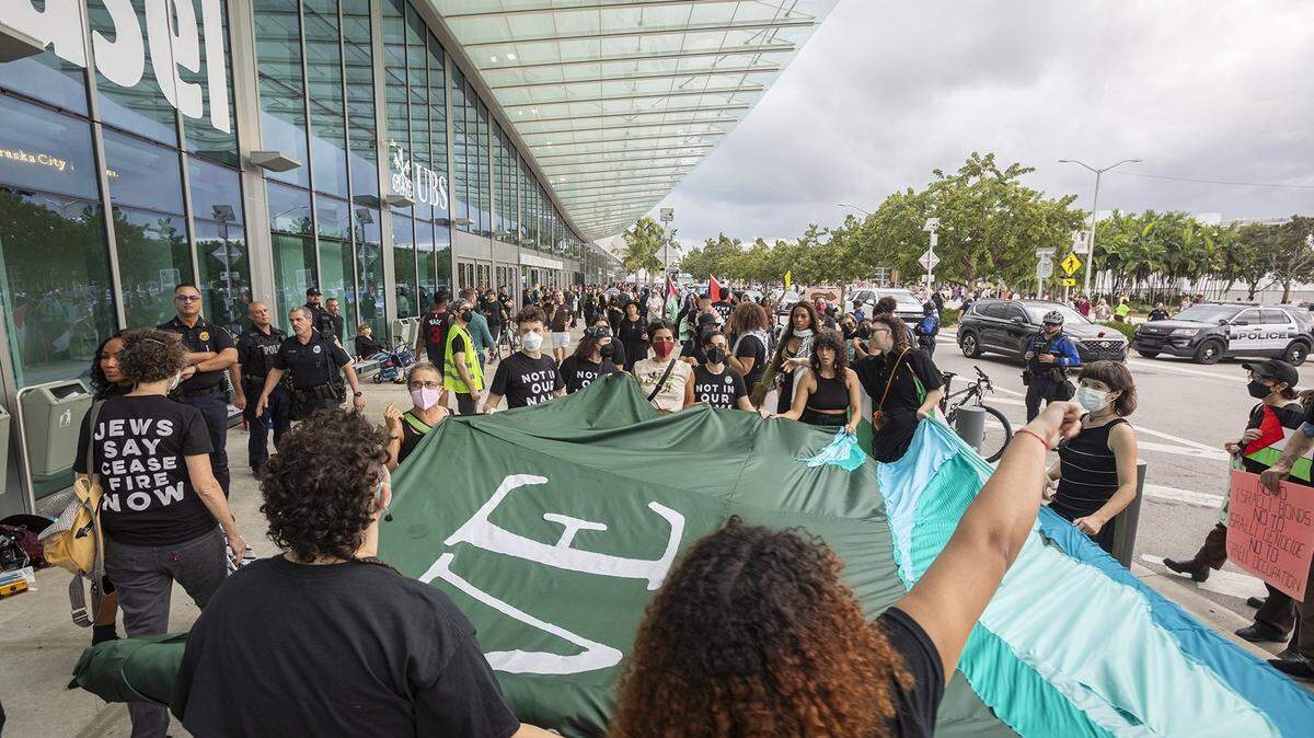 Pro-Palestine protesters outside of Art Basel Miami Beach in December.