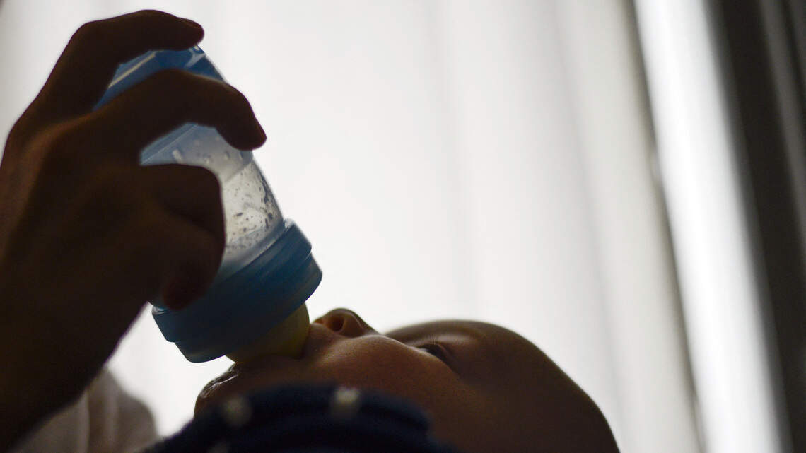 Are silicone baby bottles safer than plastic? What parents need to know about microplastics