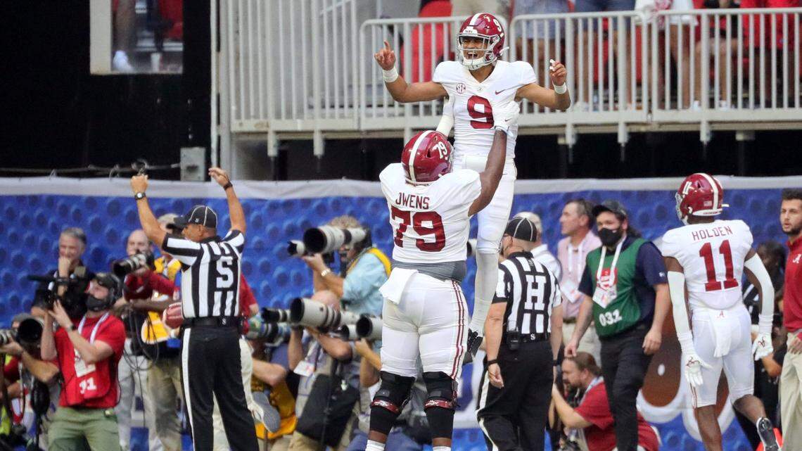 SEC preview 2022: Alabama, Georgia still stand above the rest. Can A&M crash the party?
