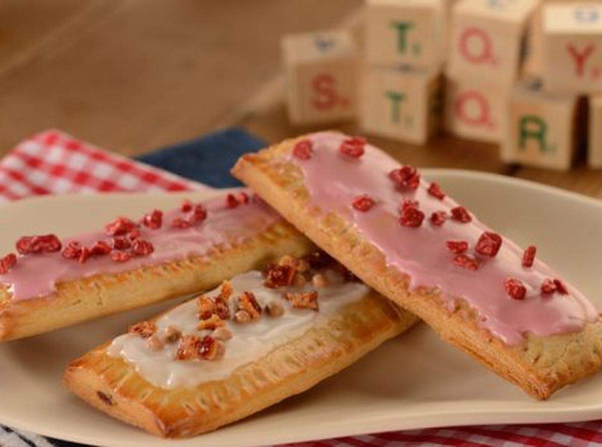 Among the retro elements at Toy Story Land: breakfast pastries similar to Pop-Tarts.