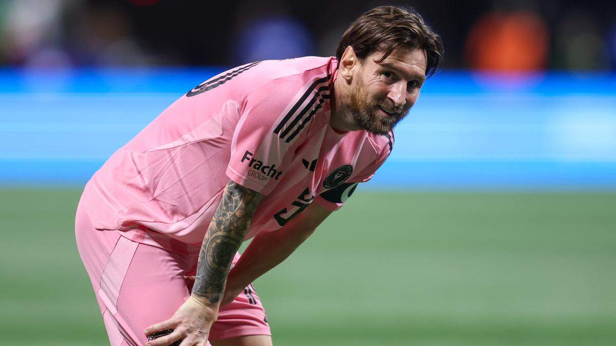 Mar 16, 2025; Atlanta, Georgia, USA; Inter Miami forward Lionel Messi (10) in action against Atlanta United in the second half at Mercedes-Benz Stadium. Mandatory Credit: Brett Davis-Imagn Images