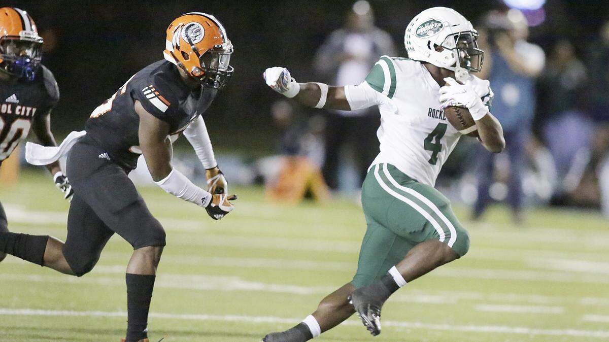 Miami Central Rockets’ running back Lexington Joseph (4) is seen during the Region 4-6A semifinal football game against Carol City Chiefs on Friday, Nov. 16, 2018 at Traz Powell Stadium in Miami. He signed with play football with the FIU Panthers.