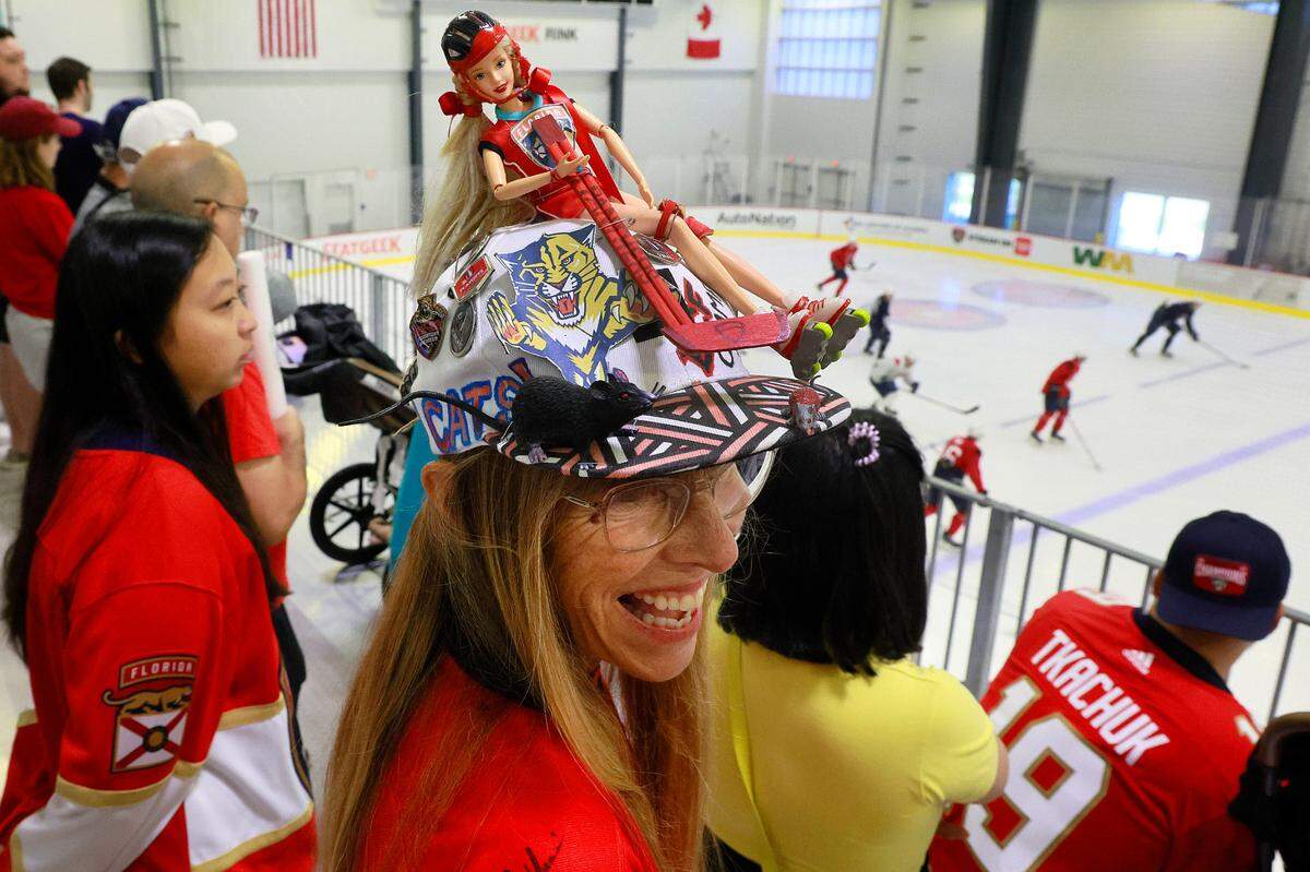 Bizzy Jenkins attends the Florida Panthers Training Camp Fan Fest at the Baptist Health IcePlex at FTL War Memorial on Saturday, September 21, 2024. (Mike Stocker/South Florida Sun Sentinel)