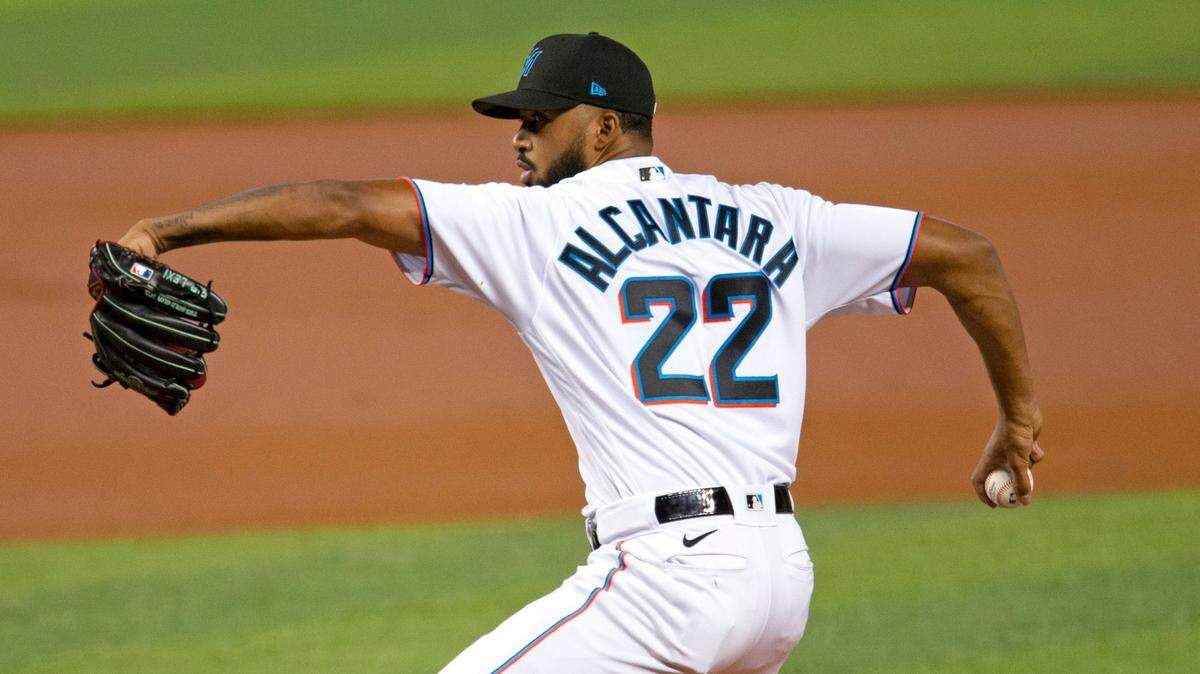 Miami Marlins pitcher Sandy Alcantara (22) pitches against the Washington Nationals during the first inning of the first game of a baseball doubleheader at Marlins Park in Miami on Sunday, September 20, 2020.