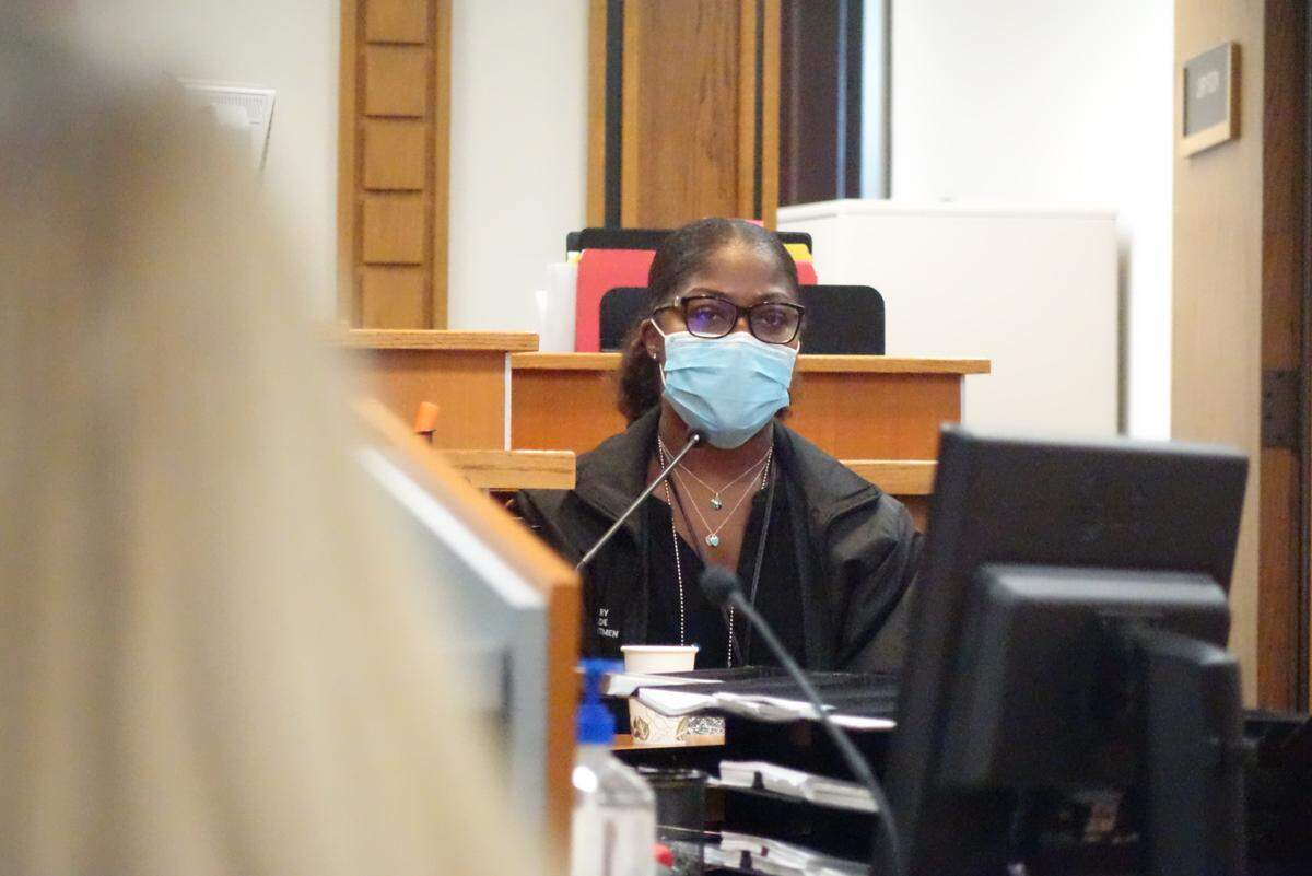 Miami-Dade Detective Dorneisha Mallary, of the sex crimes bureau, testifies during a bond hearing for Rick Torcise on Nov. 30, 2021. He is accused of molesting a 17-year-old boy he met at a Homestead church.