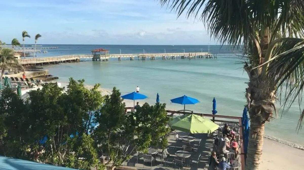 La vista desde Louie'sBackyard en Cayo Hueso.