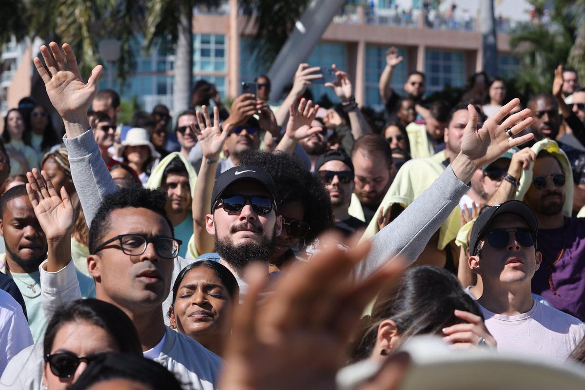 Attendees of Sunday Service Experience join in praise as Kanye West brought his Sunday Service Experience in partnership with local “VOUS CHURCH” as Pastor Rich Wilkerson Jr. led to MiamiÕs Bayfront Park the morning of Super Bowl 54 on Feb. 2, 2020.
