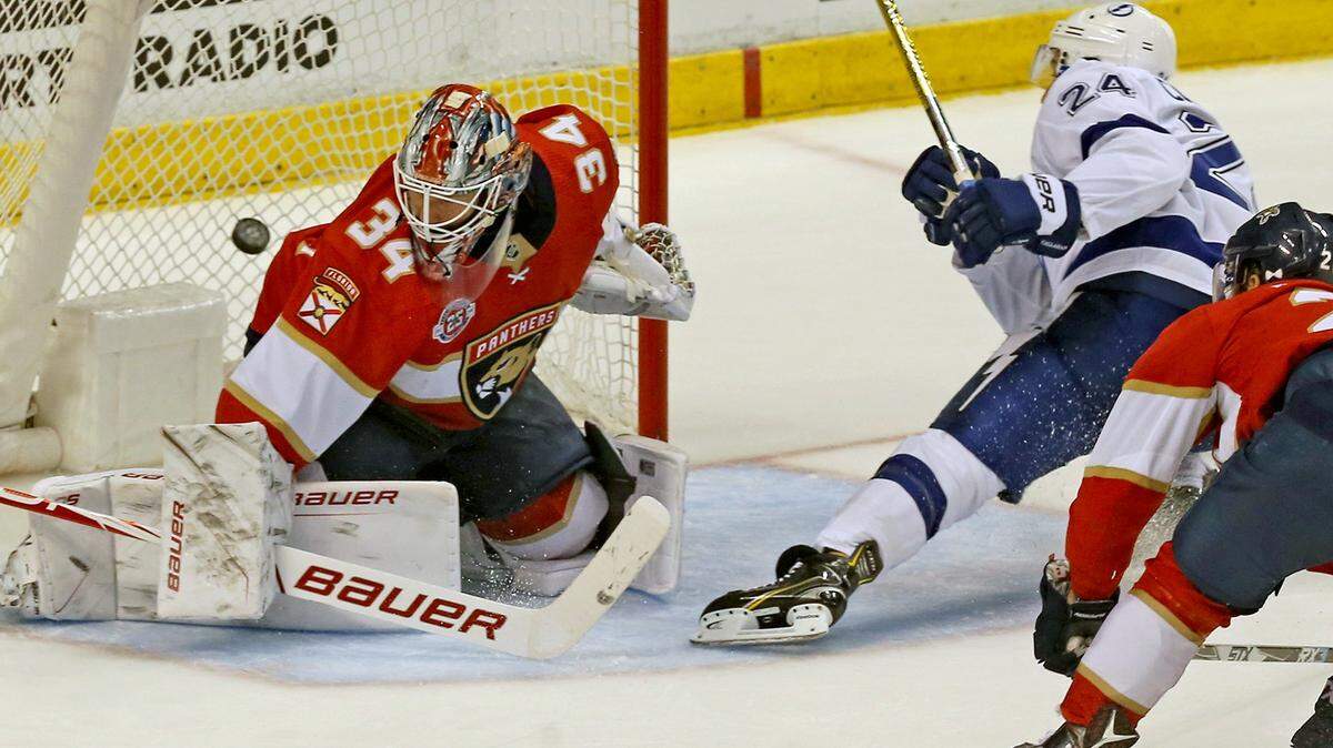 Florida Panthers goalie James Reimer watches as Tampa Bay Lighting Ryan Callahan (24) scores in the second period at the BB&T Center in Sunrise, Florida, Sunday, February, 10, 2019.