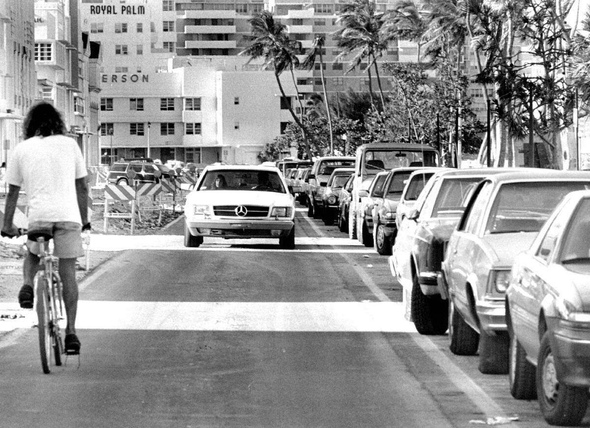 Cars head south on Ccean Drive near 12th Street.