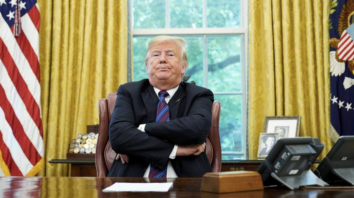Facebook has decided to extend its ban on Donald Trump using the platform for six more months.