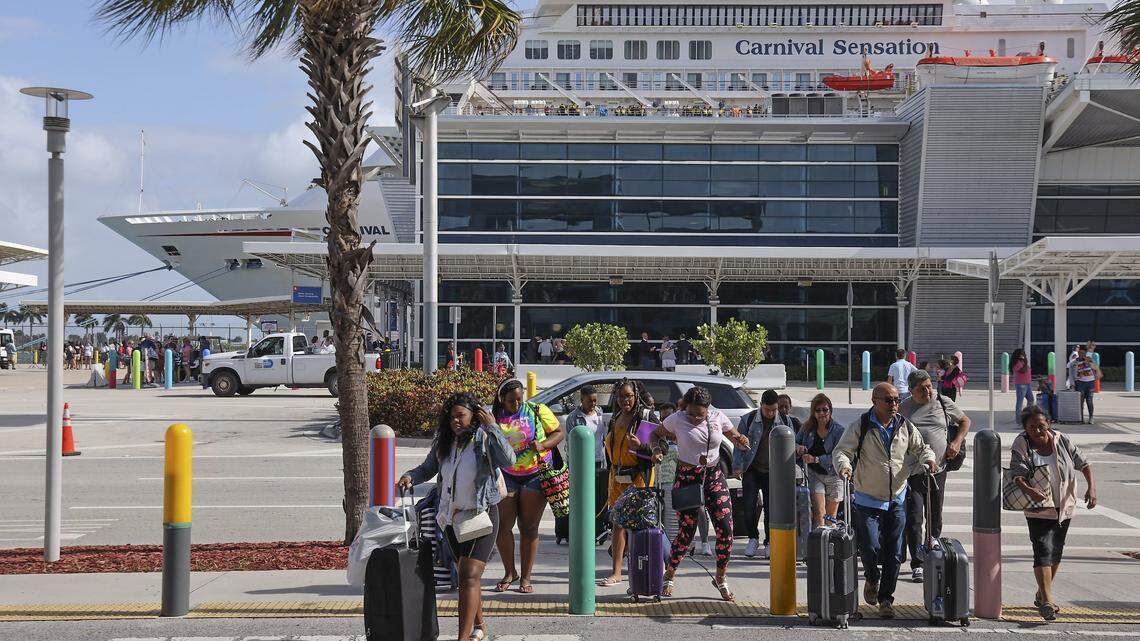 Carnival Cruise Line scraps plans to restart cruises from Miami in November