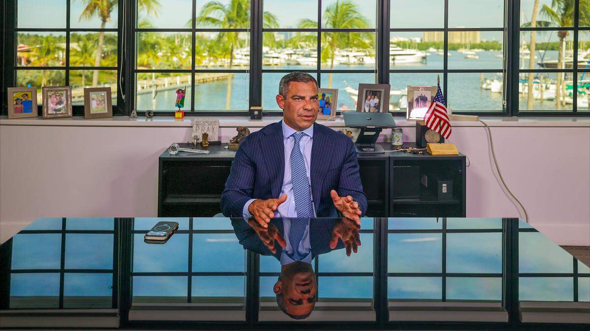 Mayor Francis X. Suarez reflects on his terms as mayor as he began the moving process from the mayor's office that he and his father, former Mayor Xavier Suarez, once occupied on Thursday, December 11, 2025, at City Hall in Miami, Florida.