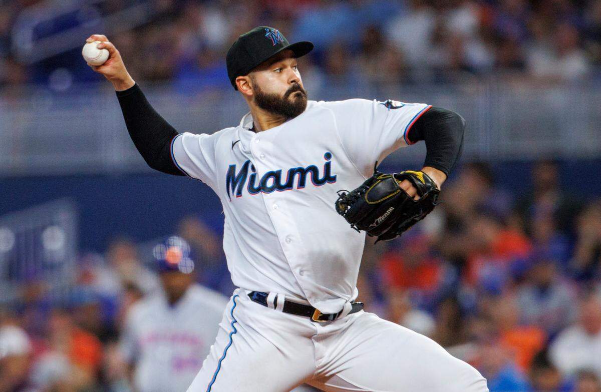 Miami Marlins starting pitcher Pablo Lopez (49) pitches during the second inning of a baseball game against the New York Mets at LoanDepot Park on Sunday, July 31, 2022 in Miami, Florida.